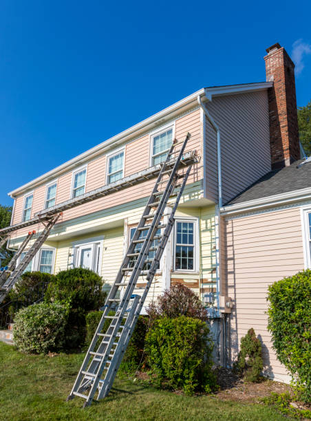 Affordable siding repair and maintenance services in Pomona, CA